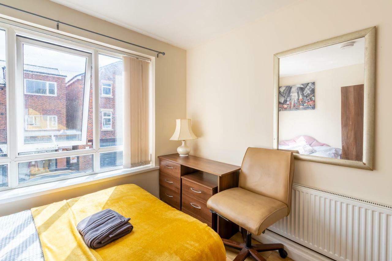 Newcastle City Studio Apartments Exteriör bild