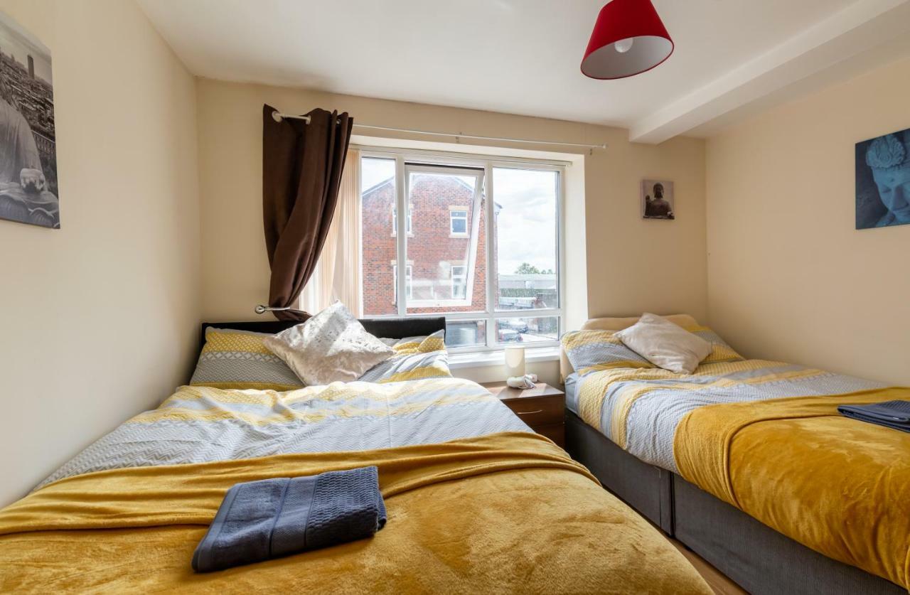 Newcastle City Studio Apartments Exteriör bild