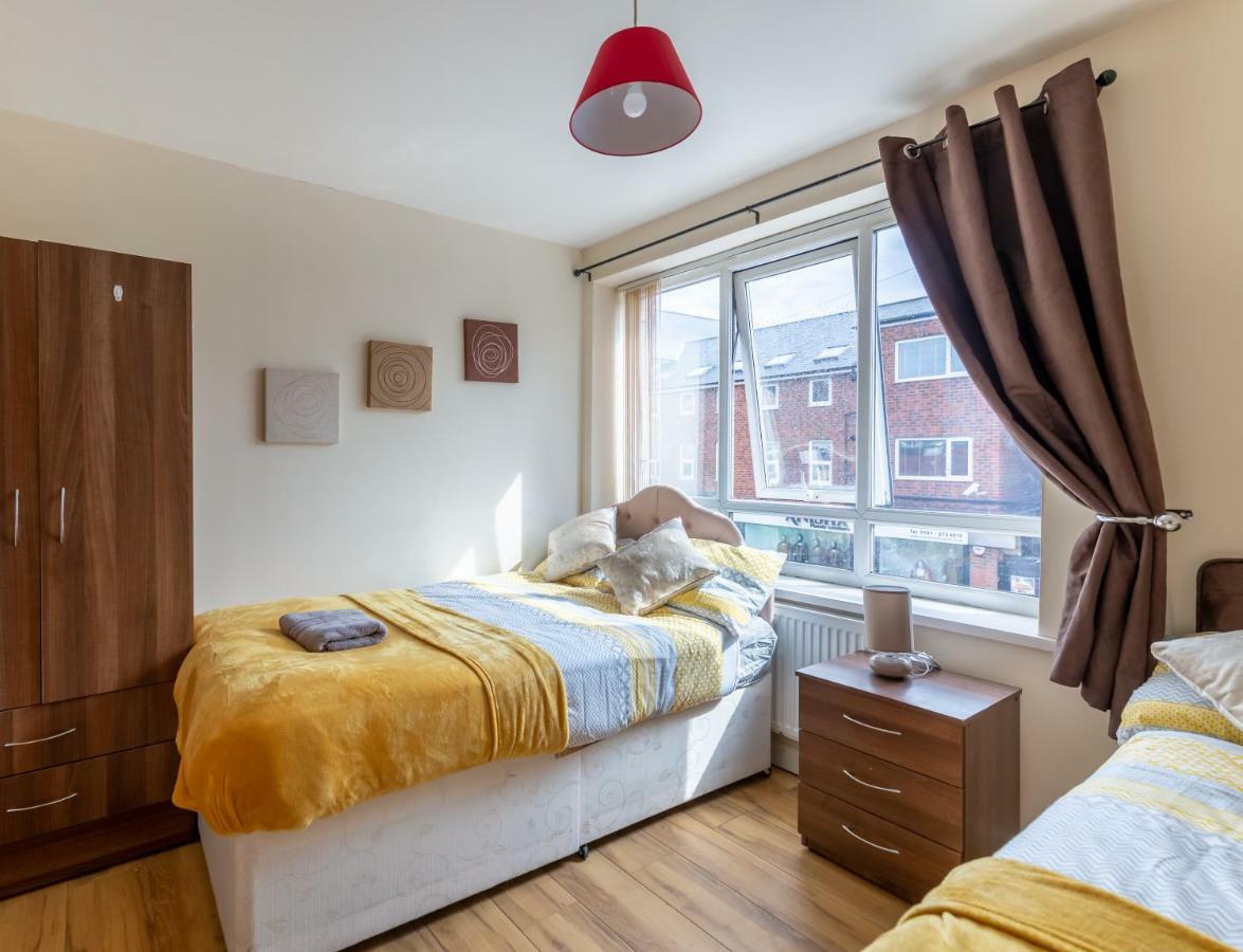 Newcastle City Studio Apartments Exteriör bild
